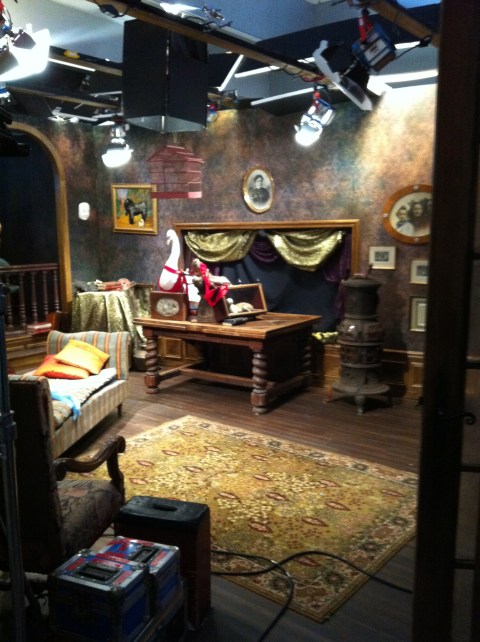 The set of Guy Maddin's The Blue Mountains Mystery séance, Paris 26/2/2012 The set of Guy Maddin's The Blue Mountains Mystery séance, Paris 26/2/2012