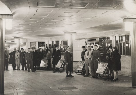 Do you recognise any of the cast and crew from this shoot? © TfL from the London Transport Museum collection