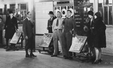 Piccadilly Circus mystery closeup 3