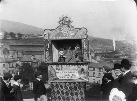 Bailey's Royal Punch & Judy show in Halifax (1901)