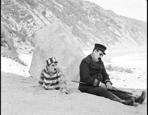 Charlie Chaplin and Eric Campbell in The Adventurer (1917)