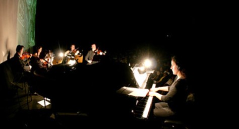 Laura Rossi and her orchestra accompany Jane Shore