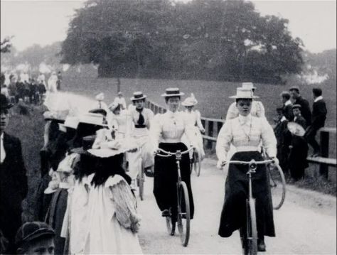 Lady Cyclists (1899)