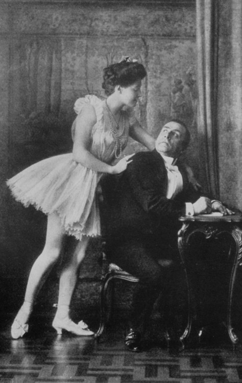 Frank Wedekind as Schön in a stage production of the Lulu plays, with his future wife Tilly in the title role.