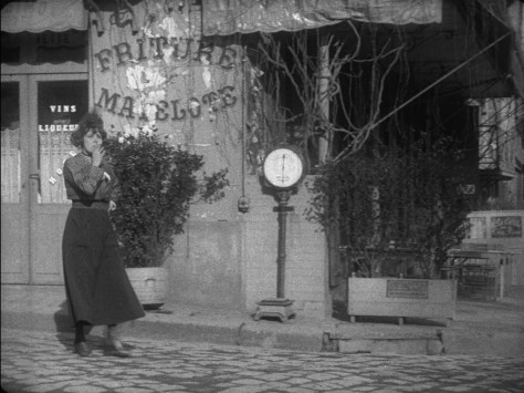 Mistinguett CHIGNON D’OR (FR 1916) by André Hugon Credits: CNC © LCJ